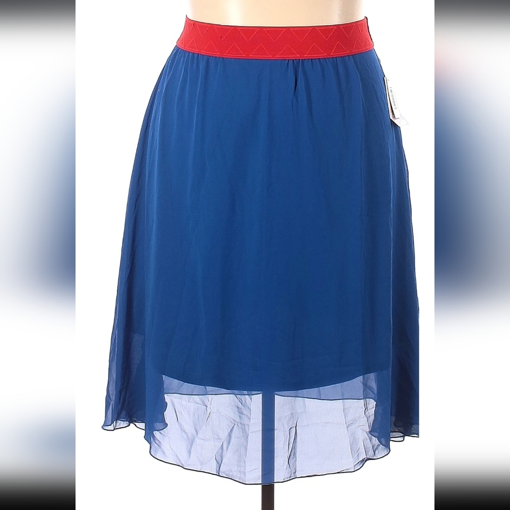 LuLaRoe Skirt in Blue and Red